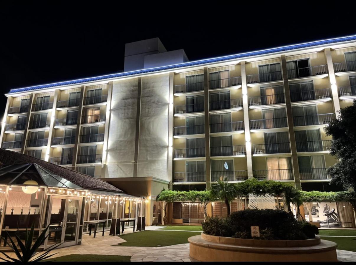 The Hotel Fullerton Anaheim Exterior photo